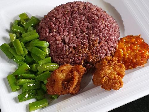 Nasi Kalong Merah Rempah