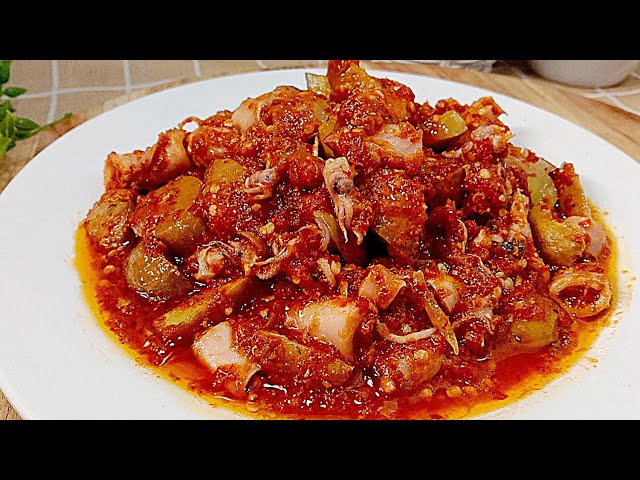 Jengkol Balado dan Cumi Hitam